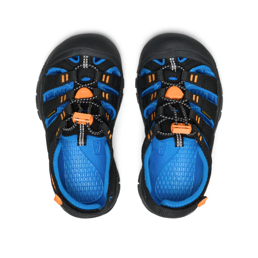 Little Kids' Newport Boundless Sandal | Black/Precious Blue - Image 4