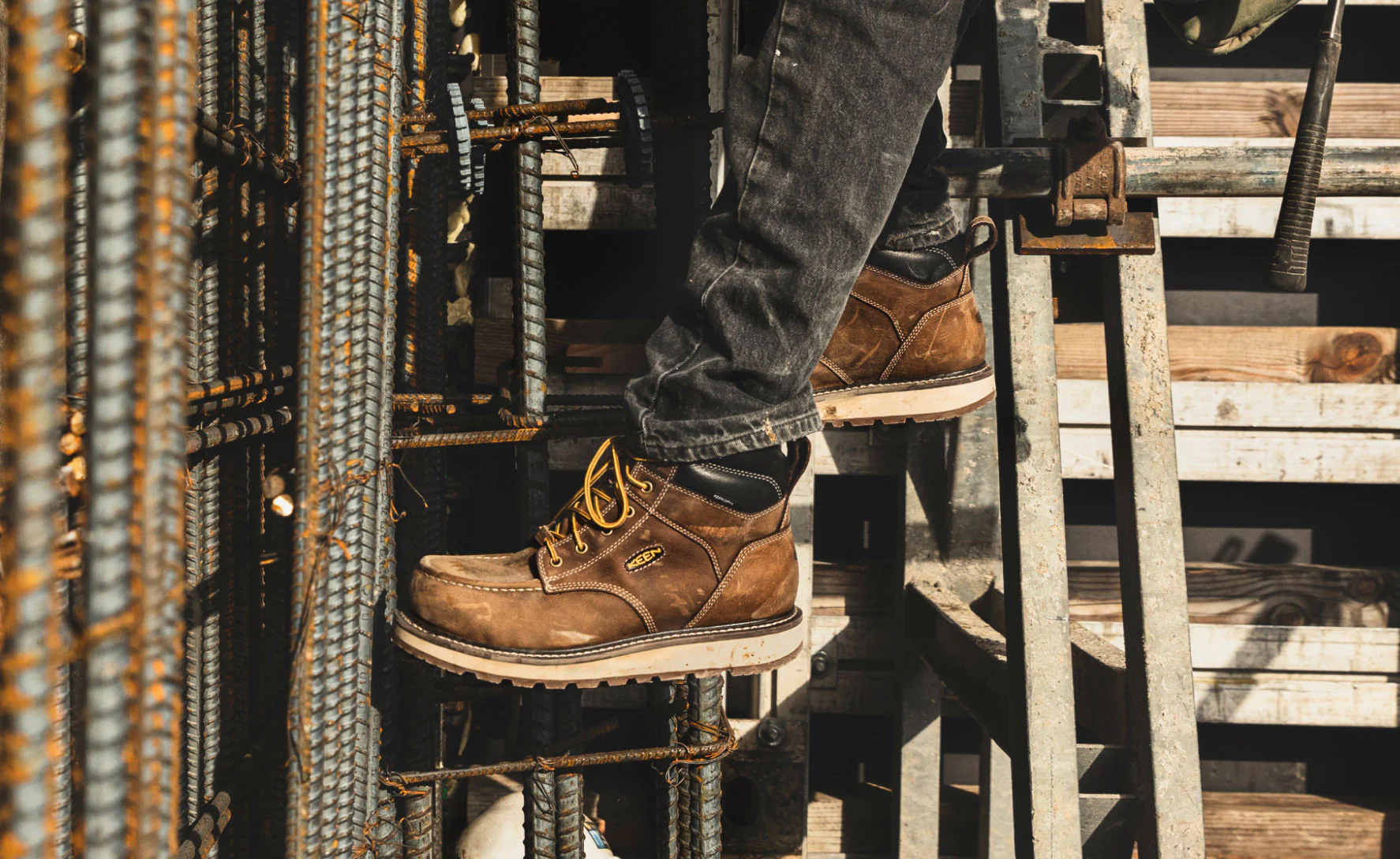 Men's Cincinnati 6" Waterproof Boot (Carbon Toe) | Belgian/Sandshell - Image 5