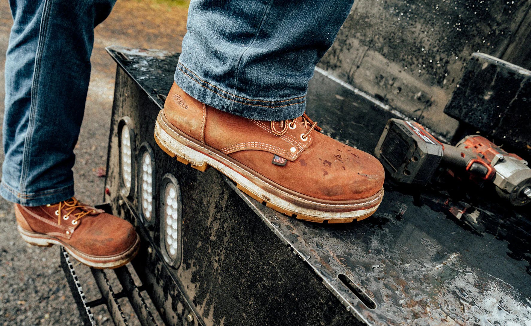 Men's Liberty 6" Waterproof 90° Heel Boot (Carbon Toe)  |  Bombay Brown/Gum - Image 7