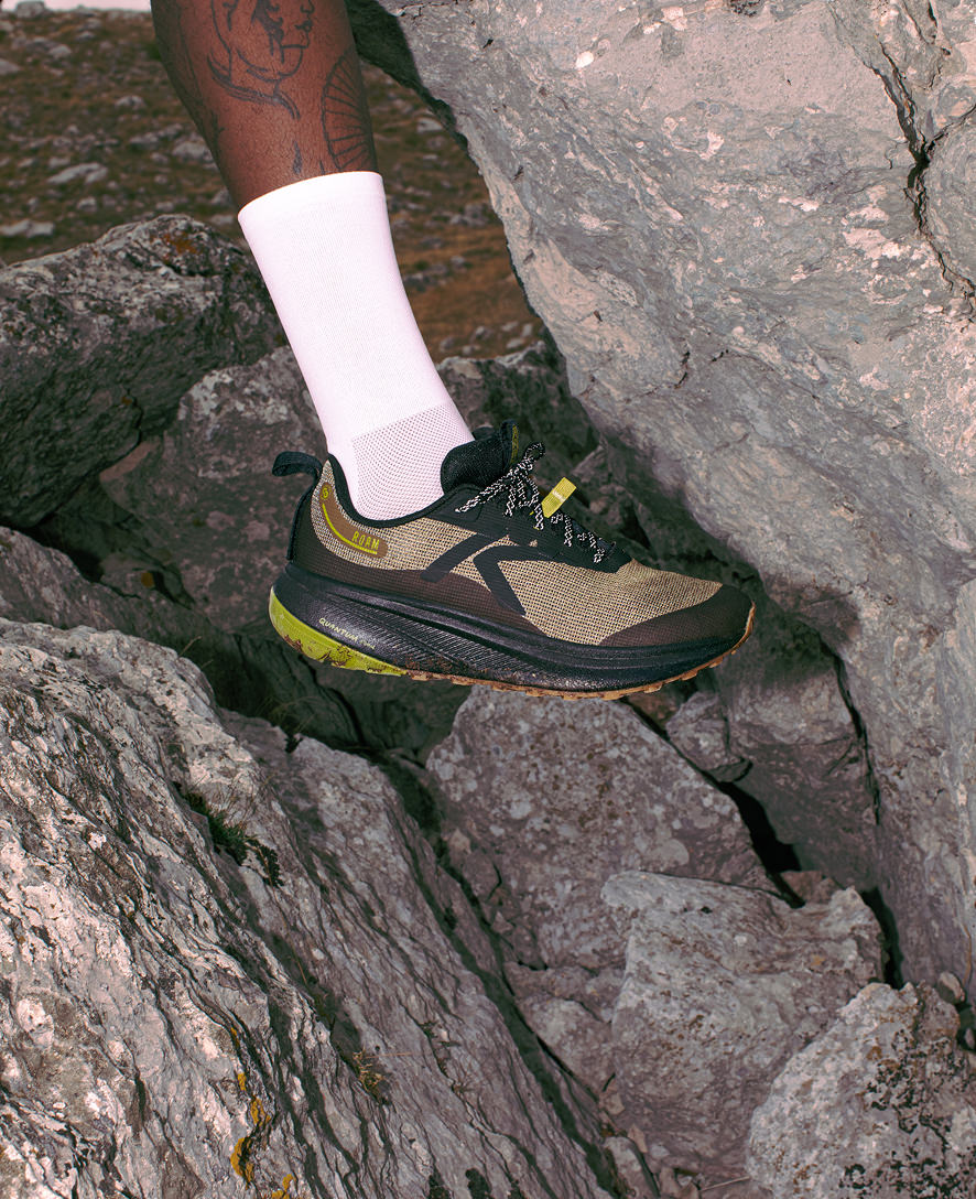 Men's Roam Trail Running Shoe  |  Alloy/Naval Academy - Image 8