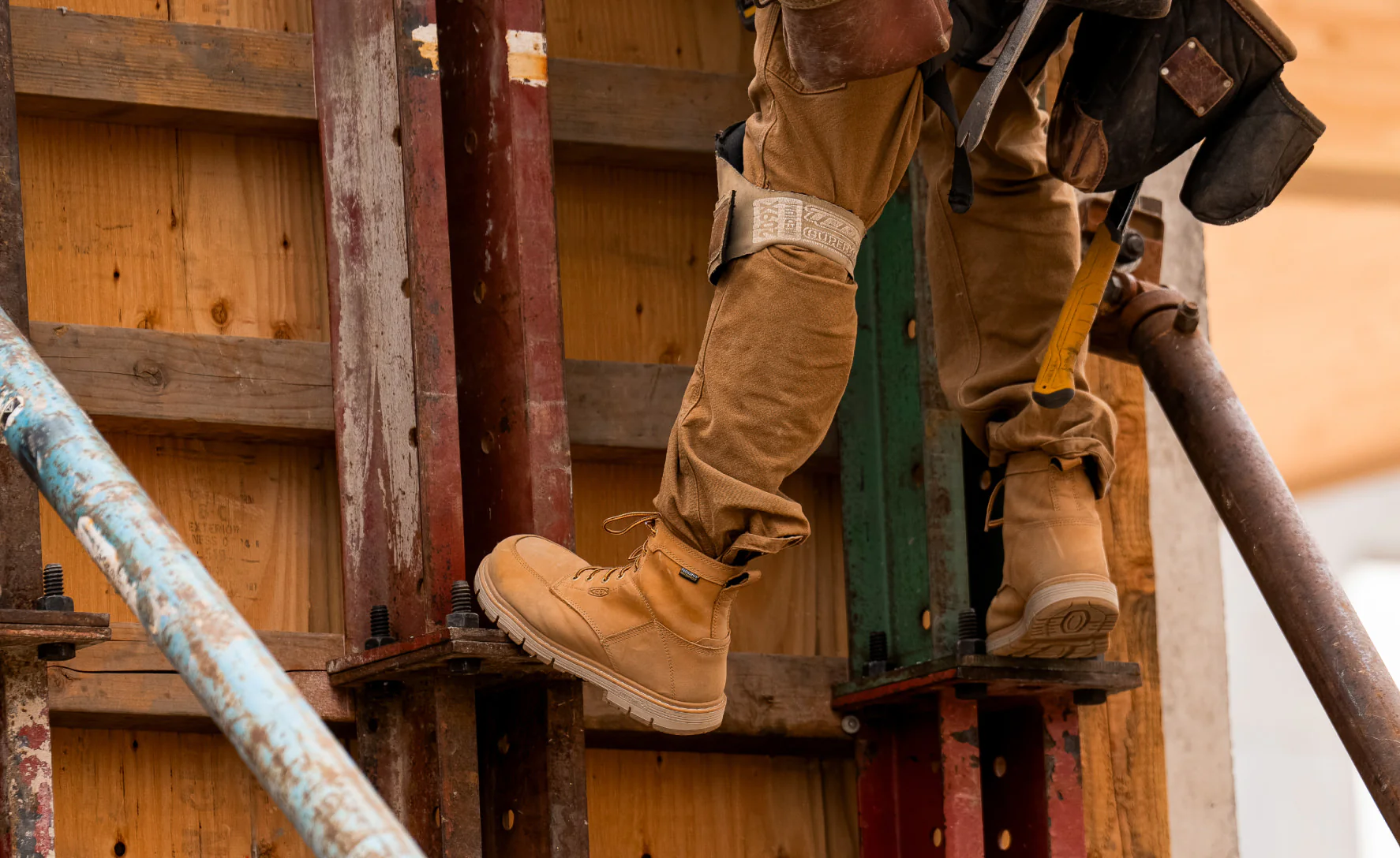 Men's San Jose 6" Waterproof 90° Heel Boot (Soft Toe)  |  Bistre/Gum - Image 7