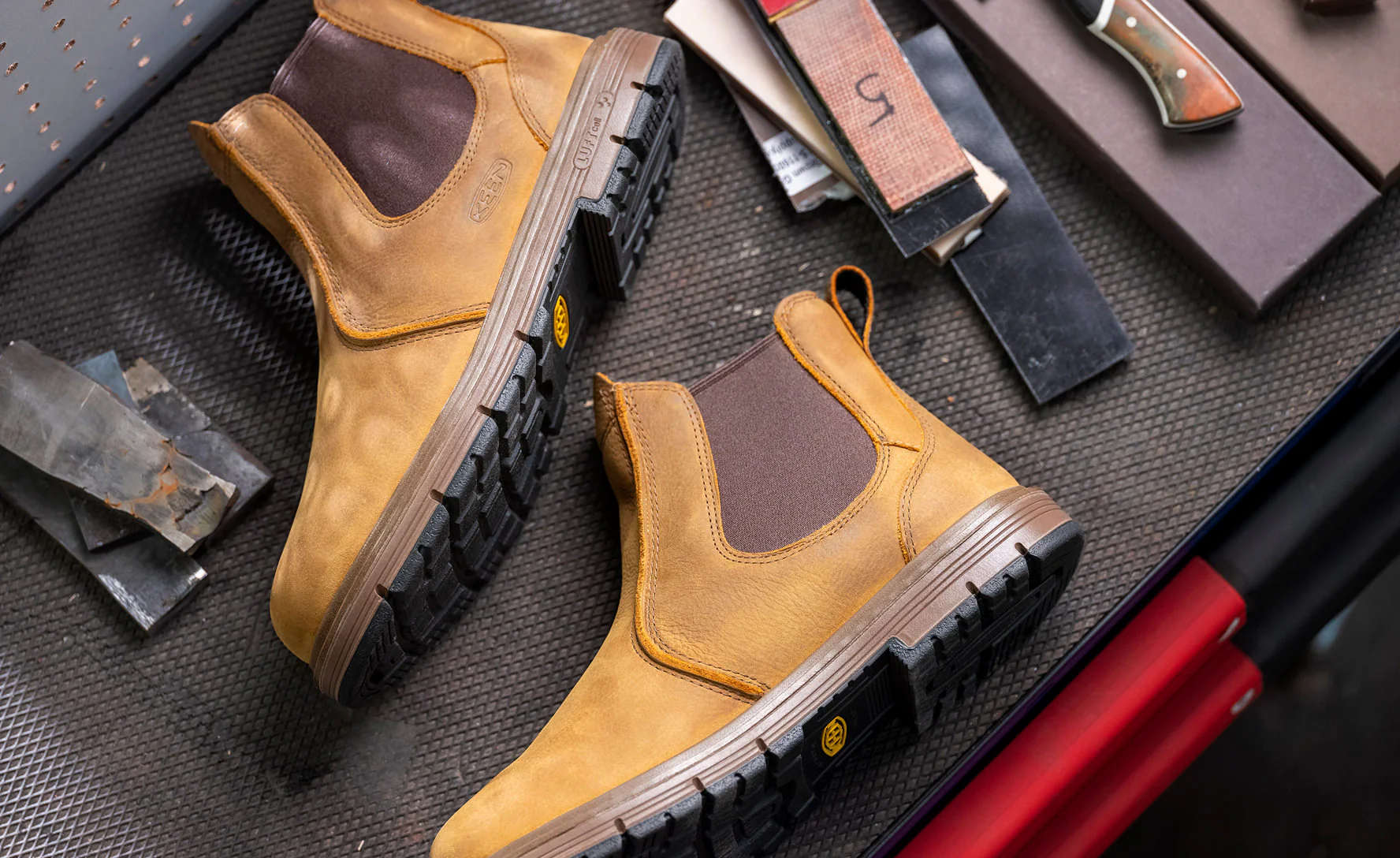 Men's San Jose Chelsea 90° Heel Boot (Soft Toe)  |  Belgian/Gum - Image 7