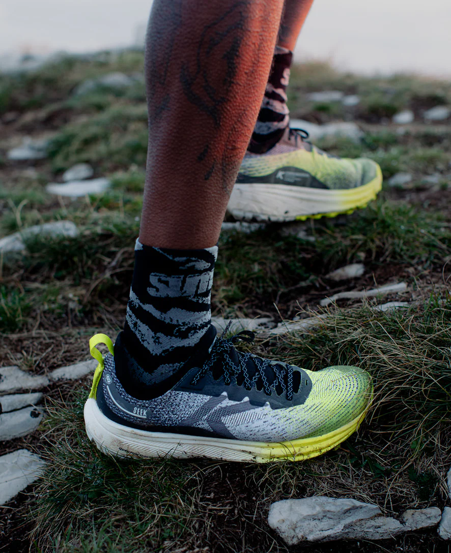 Men's Seek Trail Running Shoe  |  Black/Evening Primrose - Image 8