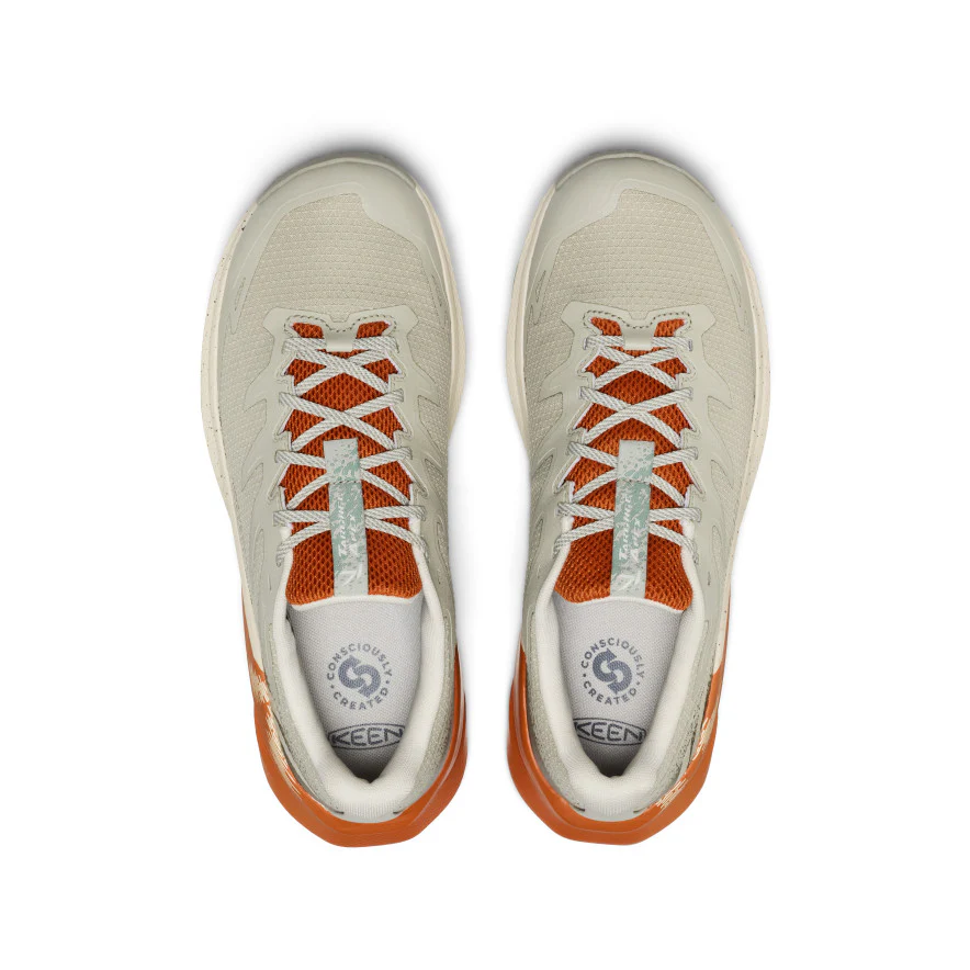 Men's Targhee Apex Waterproof Hiking Shoe | Abbey Stone/Gold Flame - Image 4