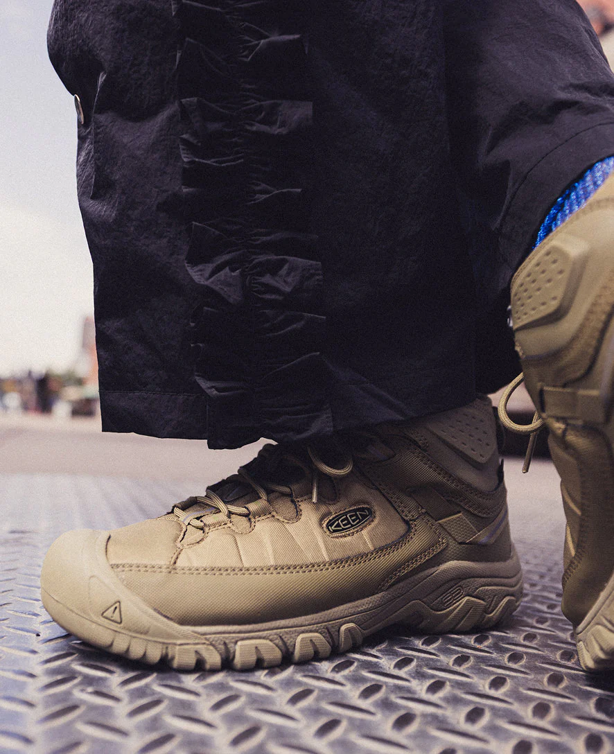 Men's Targhee EXP Waterproof Hiking Boot | Martini Olive/Martini Olive - Image 8
