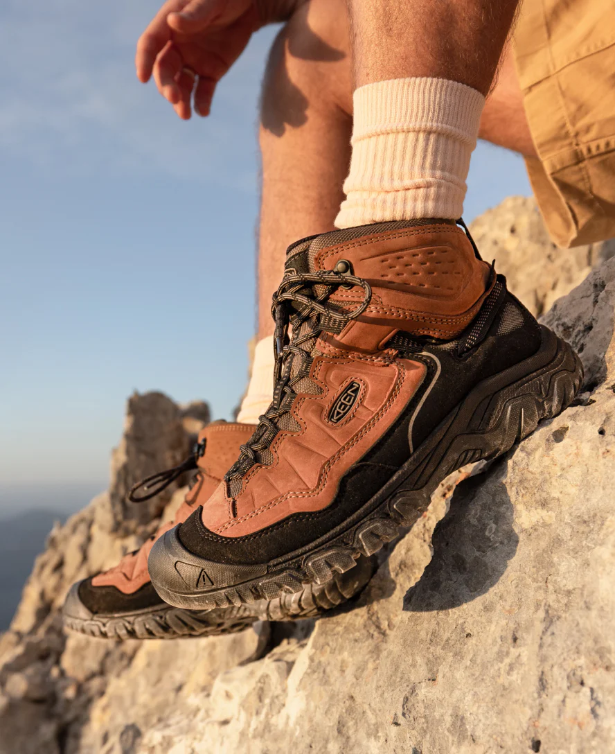 Men's Targhee IV Wide Waterproof Hiking Boot  |  Bison/Black - Image 8