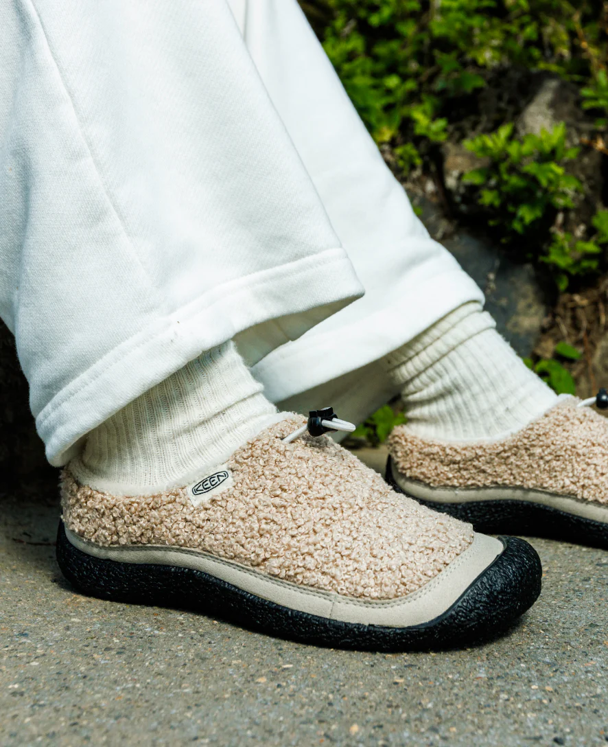 Women's Howser III Slide | Plaza Taupe/Black - Image 9