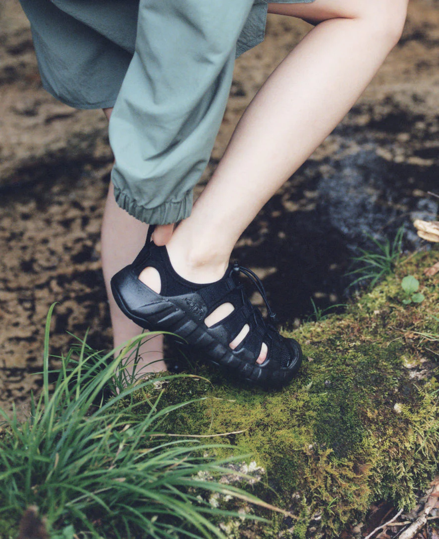 Women's Hyperport H2 Snow Peak Sandal  |  SP Triple Black - Image 8