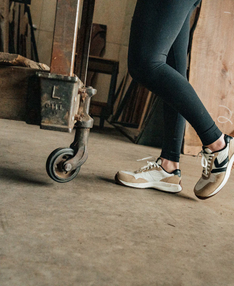 Women's KS86 Utility Work Sneaker (Carbon Toe)  |  Magnet/Gum - Image 8