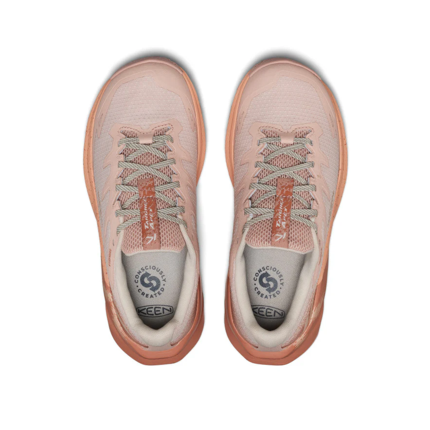 Women's Targhee Apex Waterproof Hiking Shoe  |  Cameo Rose/Peach Fuzz - Image 4